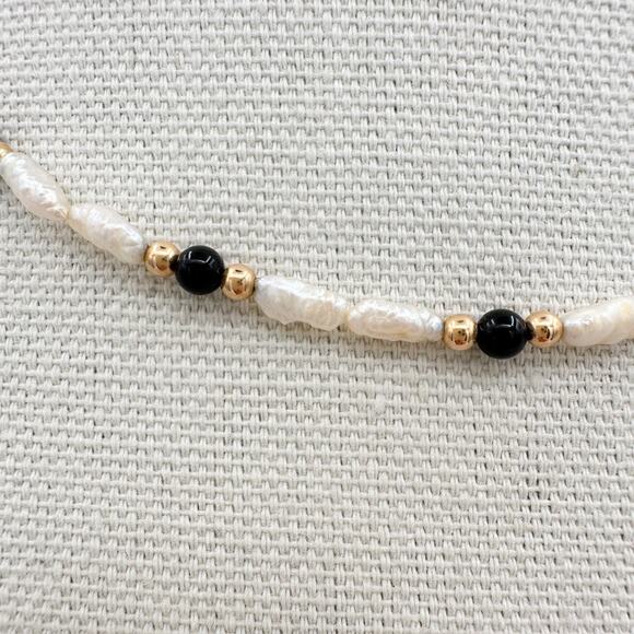 14k Yellow Gold Estate Freshwater Pearl and Black Onyx Necklace Vintage Estate - Picture 5 of 13